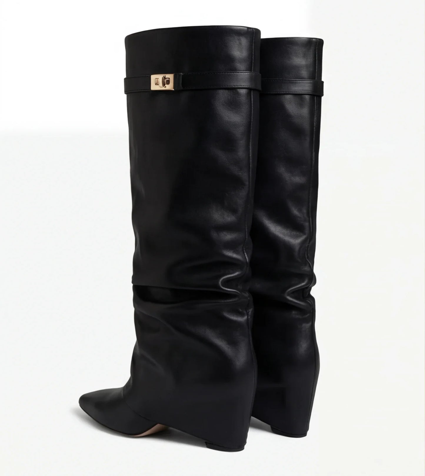 Susana - Botas de cuero holgadas hasta la rodilla — Diseño atemporal en negro