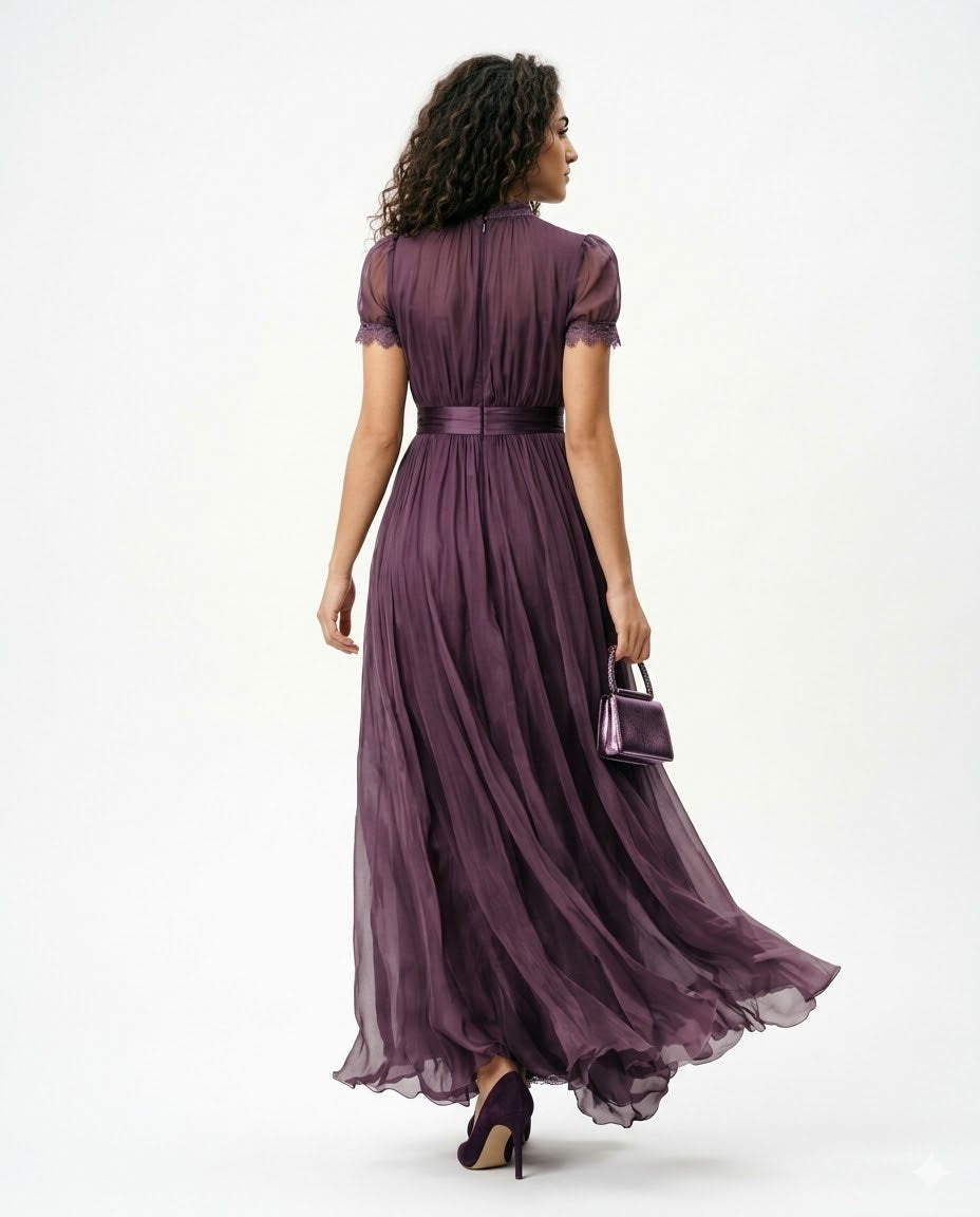 Valentina - Elegante vestido largo con detalles de encaje