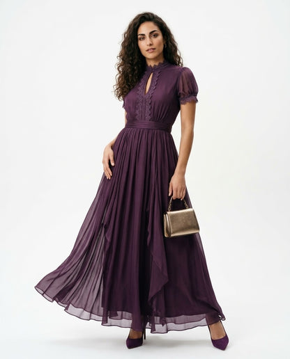 Valentina - Elegante vestido largo con detalles de encaje