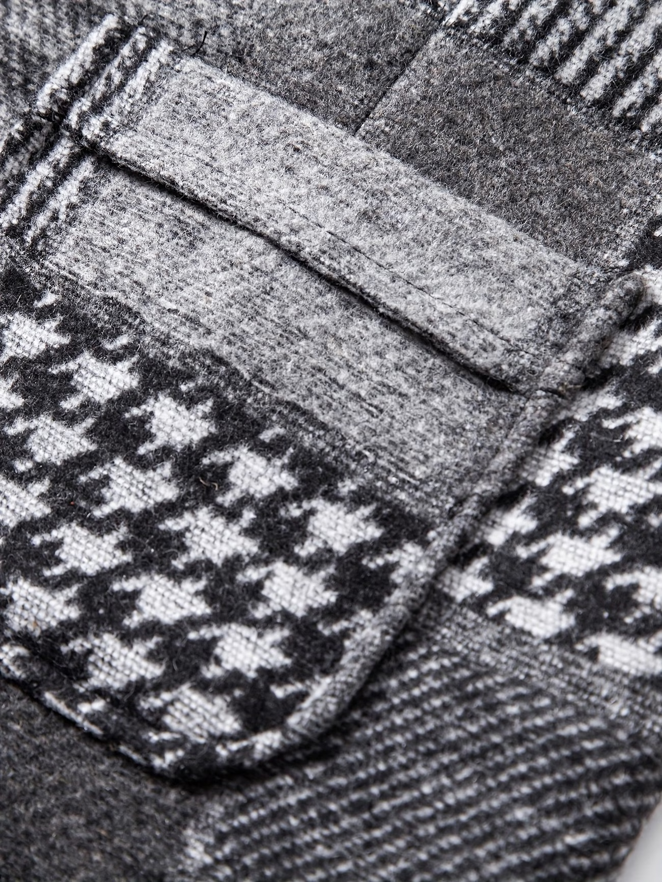 Leo - Chaleco de tweed patchwork con patrón de espiga