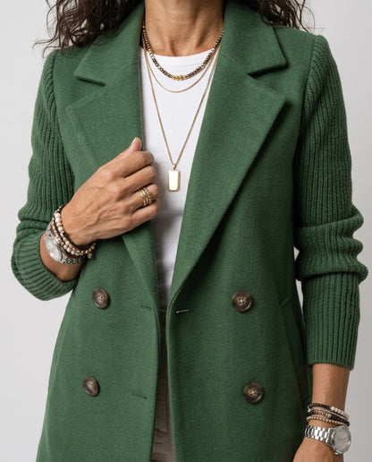 Carla – Blazer Elegante con Mangas de Punto