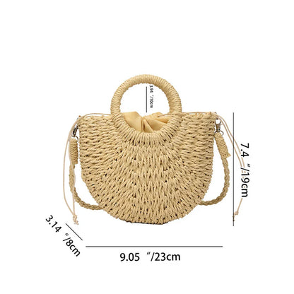 Bolso de ratán en forma de media luna