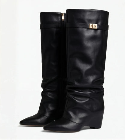 Susana - Botas de cuero holgadas hasta la rodilla — Diseño atemporal en negro