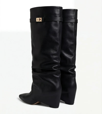 Susana - Botas de cuero holgadas hasta la rodilla — Diseño atemporal en negro